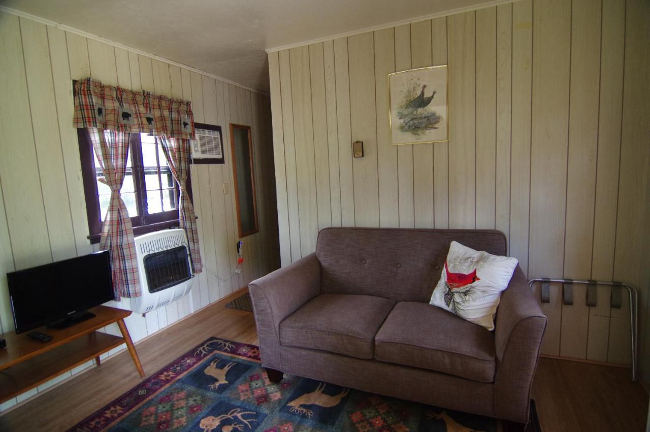 Moreno'S Adirondack Cabins Saranac Lake Exterior foto
