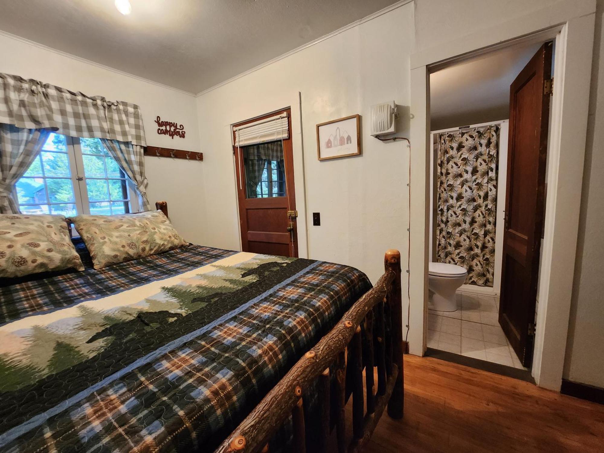 Moreno'S Adirondack Cabins Saranac Lake Exterior foto