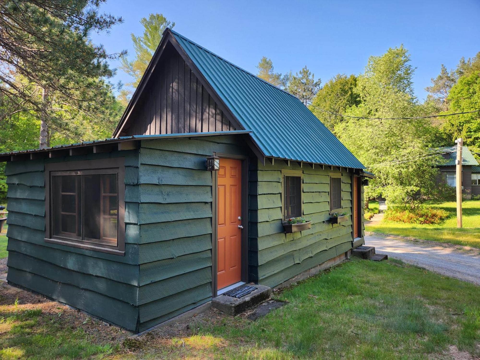 Moreno'S Adirondack Cabins Saranac Lake Exterior foto