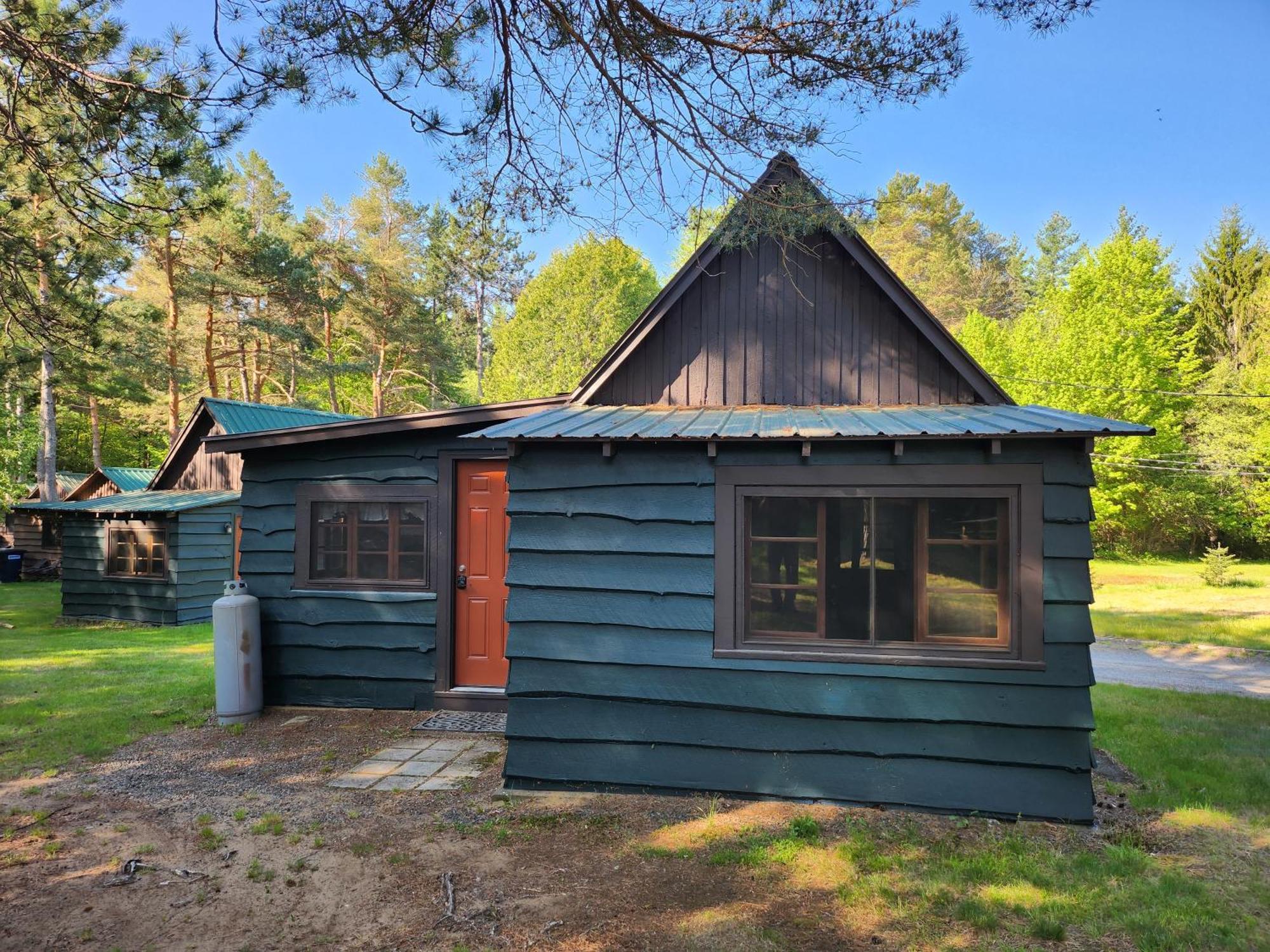 Moreno'S Adirondack Cabins Saranac Lake Exterior foto