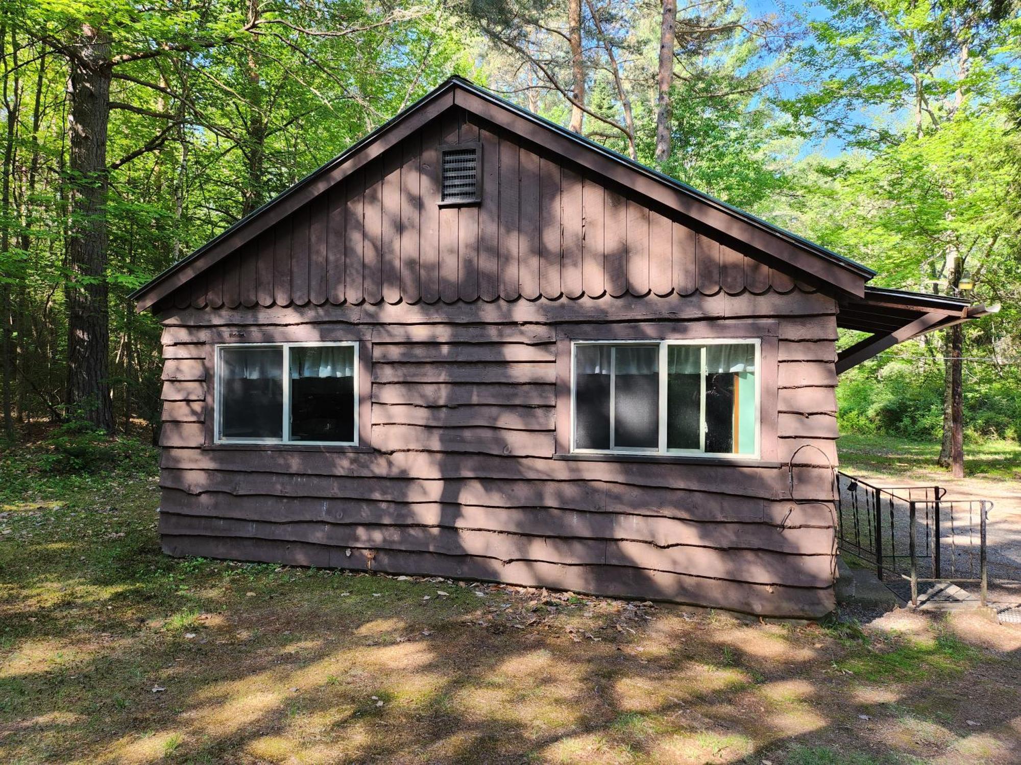 Moreno'S Adirondack Cabins Saranac Lake Exterior foto