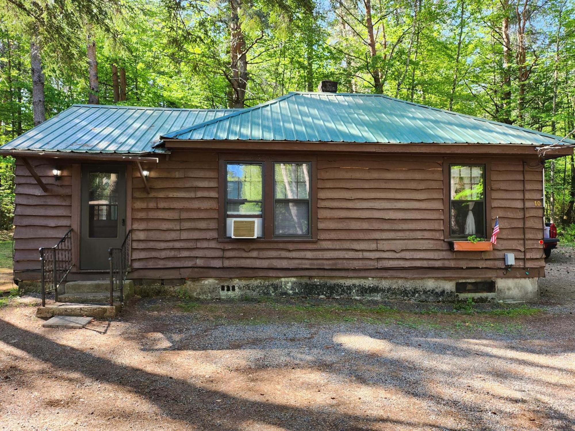 Moreno'S Adirondack Cabins Saranac Lake Exterior foto